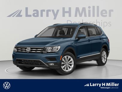 Used 2020 Volkswagen Tiguan SE w/ Panoramic Sunroof Package