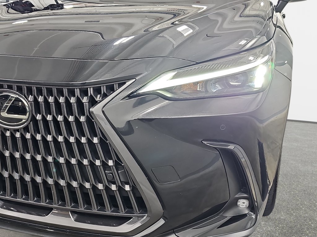 Used 2025 Lexus NX 250 FWD w/ Cold Area Package image 33