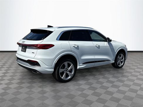 New 2025 Audi Q5 Premium Plus image 6