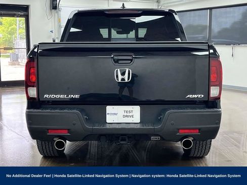 Used 2023 Honda Ridgeline Black Edition image 7