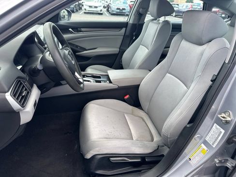 Used 2019 Honda Accord LX image 13