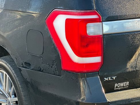 Used 2020 Ford Expedition XLT w/ Equipment Group 202A image 26