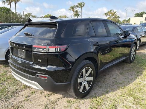 Used 2024 Honda Prologue EX image 6