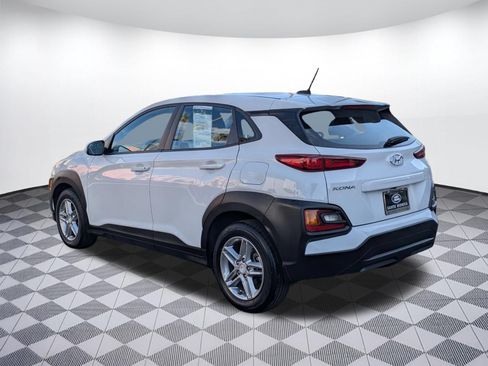 Used 2021 Hyundai Kona SE FWD image 3
