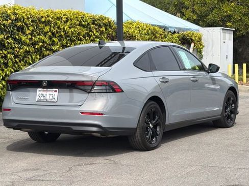 Certified 2025 Honda Accord SE image 4