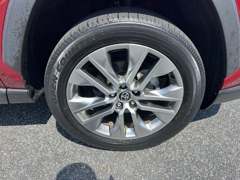 Used 2023 Toyota RAV4 XLE Premium FWD image 13