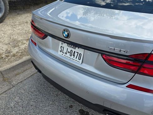Used 2017 BMW 750i 750i image 3