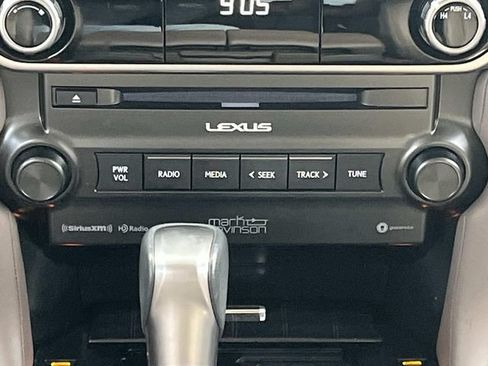 Certified 2023 Lexus GX 460 Premium AWD/4WD image 17