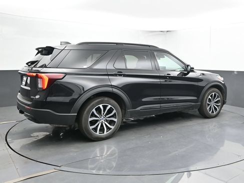 Used 2026 Ford Explorer ST-Line AWD/4WD image 3