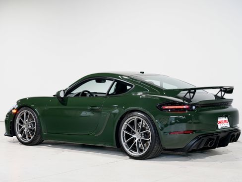 Used 2022 Porsche 718 Cayman GT4 image 9