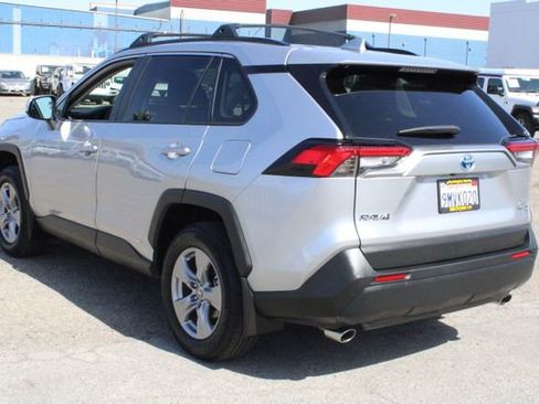 Used 2024 Toyota RAV4 XLE AWD/4WD image 6