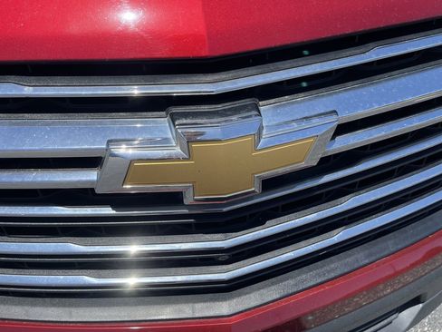 Certified 2023 Chevrolet Traverse LT w/ LT Premium Package AWD/4WD image 31