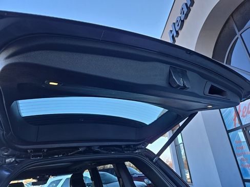 Used 2025 Jeep Grand Cherokee Summit AWD/4WD image 99