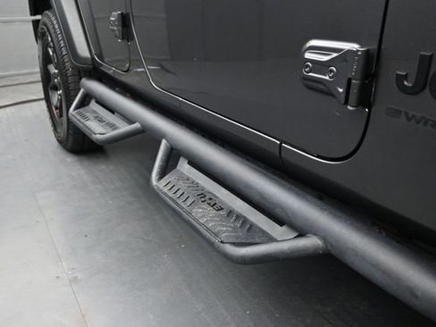 Used 2023 Jeep Wrangler Unlimited Sport AWD/4WD image 41