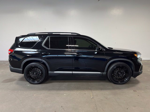 Used 2024 Honda Pilot Touring image 2