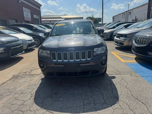 Used 2016 Jeep Compass Latitude AWD/4WD image 24
