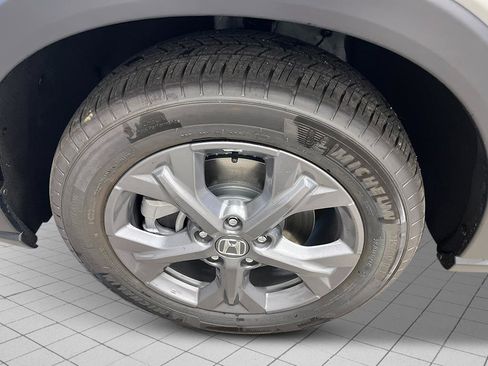 New 2026 Honda HR-V LX image 10