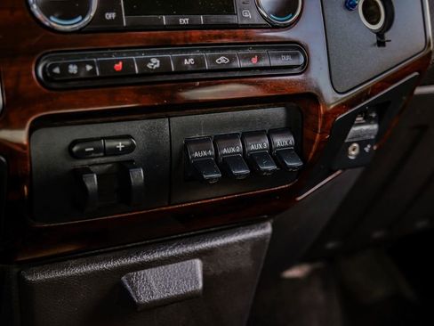 Used 2009 Ford F250 Lariat image 27