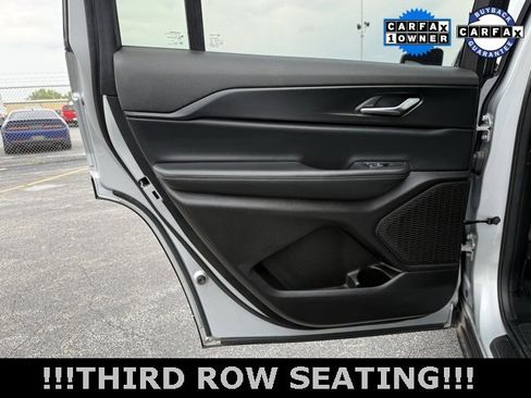 Used 2024 Jeep Grand Cherokee L Laredo image 21