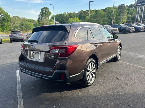 Used 2019 Subaru Outback 3.6R Touring w/ Popular Package #3A AWD/4WD image 4