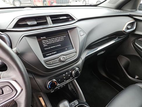 Used 2022 Chevrolet TrailBlazer ACTIV image 17