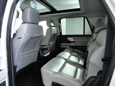 Certified 2025 Ford Expedition Max Active AWD/4WD image 13