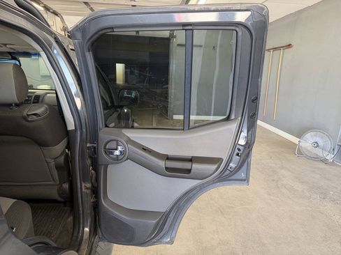Used 2005 Nissan Xterra S w/ (P01) Power Pkg RWD image 26