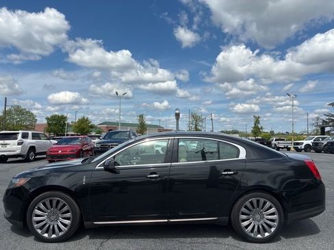 Used 2013 Lincoln MKS AWD image 2