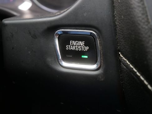 Used 2021 GMC Acadia SLT AWD/4WD image 28