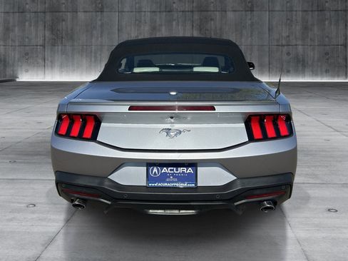 Used 2024 Ford Mustang Premium RWD image 4