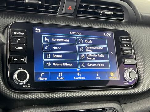 Used 2022 Nissan Kicks SV image 32