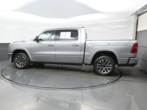 Used 2025 RAM 1500 Limited AWD/4WD image 3