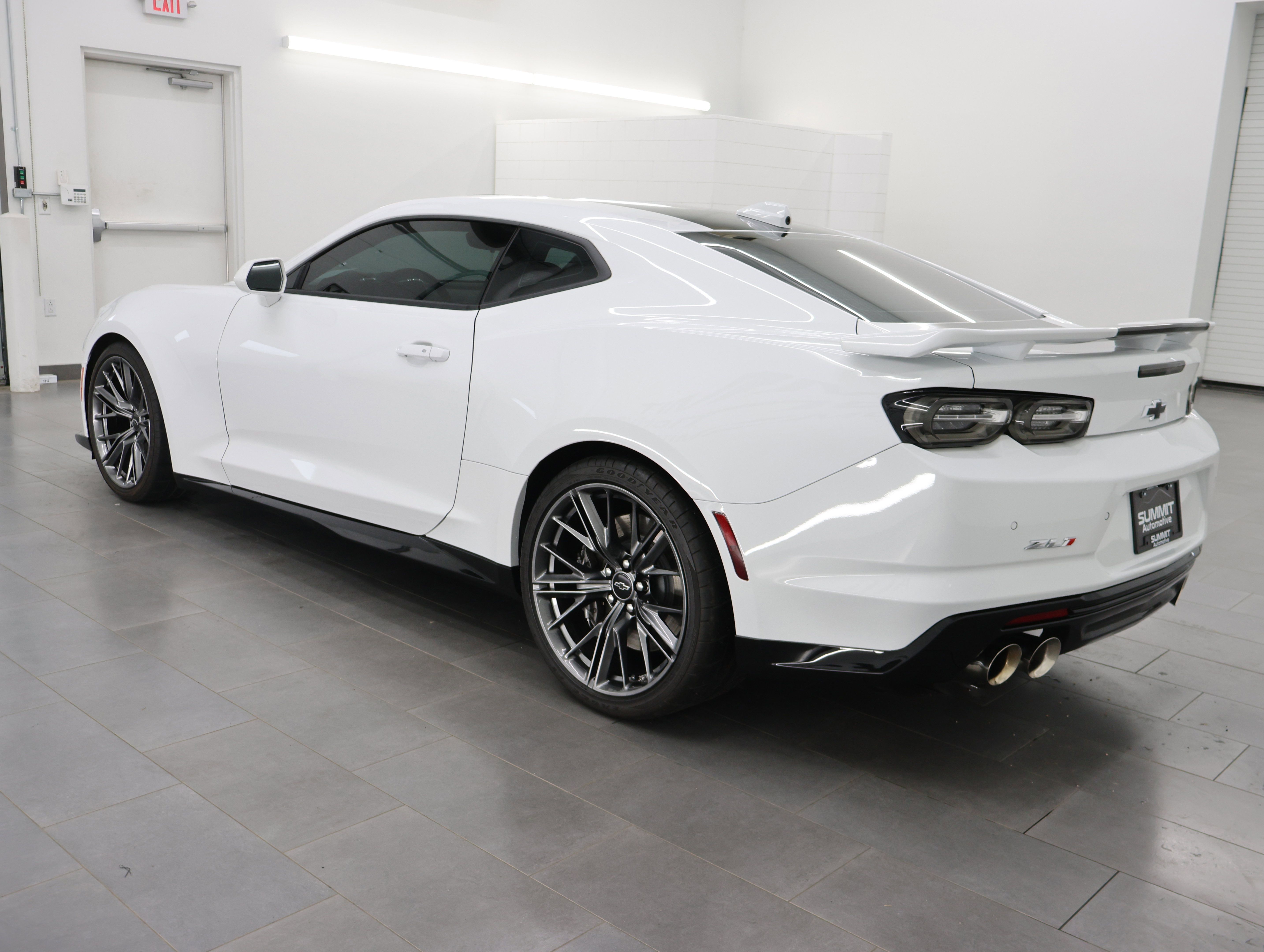 Used 2023 Chevrolet Camaro ZL1 RWD image 6