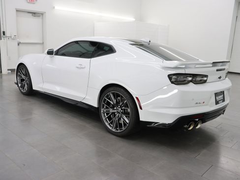 Used 2023 Chevrolet Camaro ZL1 RWD image 6