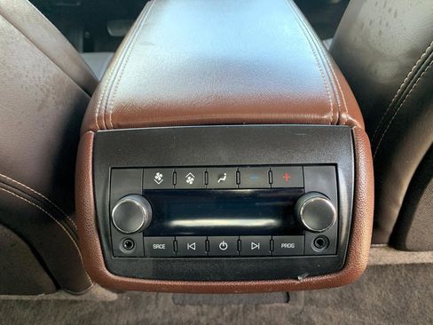 Used 2013 Buick Enclave Leather w/ Trailering Provision Package AWD/4WD image 39