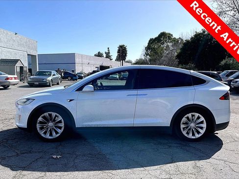 Used 2017 Tesla Model X 100D image 7