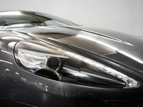 Used 2014 Aston Martin DB9 Coupe RWD image 36