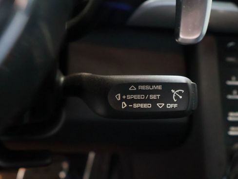 Used 2011 Porsche Boxster S image 17