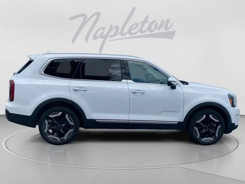 Used 2023 Kia Telluride S w/ S Sunroof Package AWD/4WD image 7