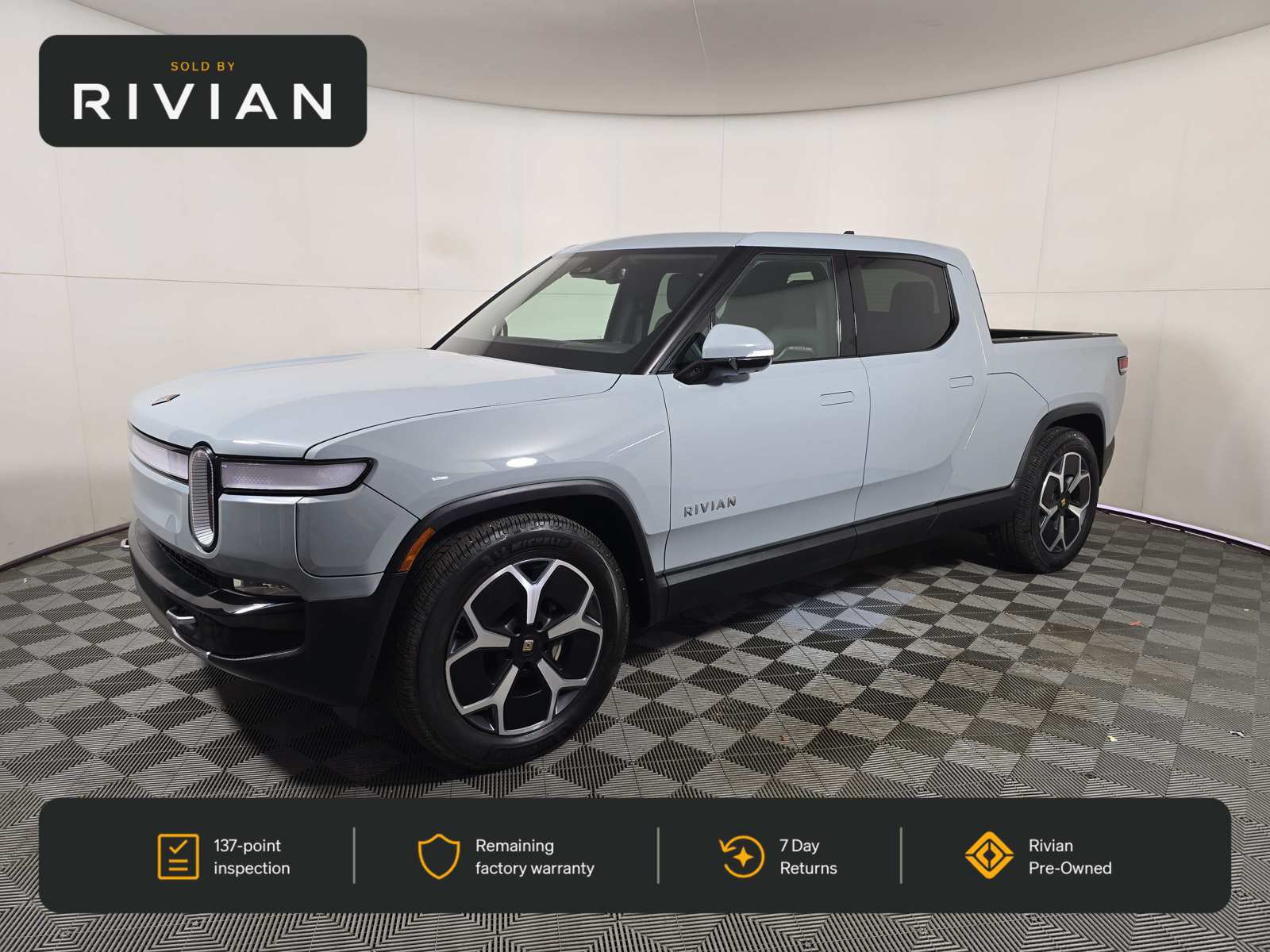 Used 2023 Rivian R1T Adventure Dual AWD/4WD image 1
