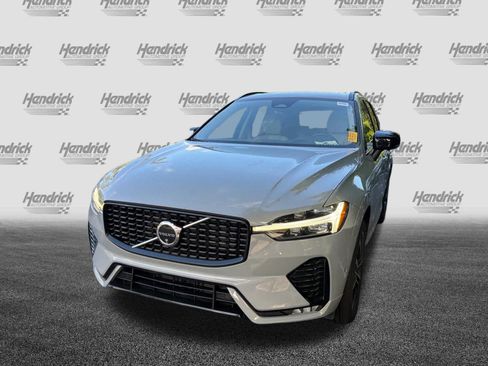 Used 2025 Volvo XC60 B5 Plus w/ Protection Package AWD/4WD image 7