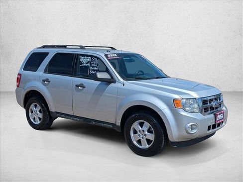 Used 2012 Ford Escape XLT AWD/4WD image 3