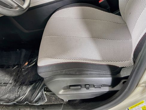 Used 2016 Chevrolet Equinox LT w/ Convenience Package FWD image 17