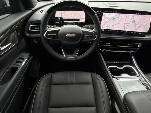 New 2026 Chevrolet Traverse High Country w/ LPO, Floor Liner Package image 11