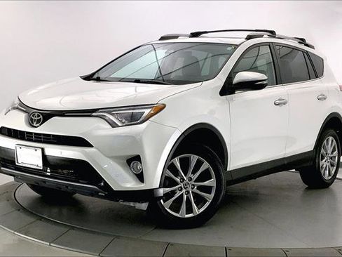 Used 2017 Toyota RAV4 Platinum image 11