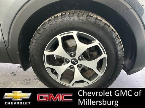 Used 2020 Kia Telluride EX image 10