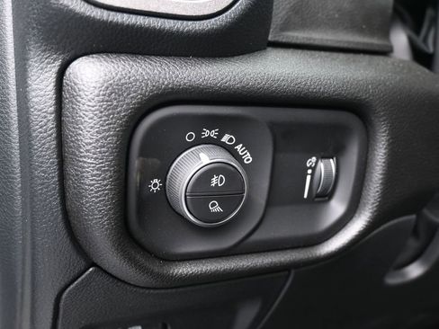 New 2026 RAM 1500 Express image 13