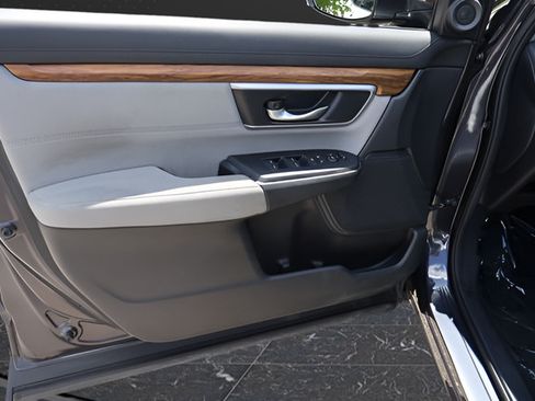 Used 2019 Honda CR-V EX image 11