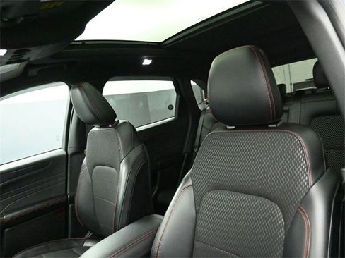 Used 2024 Ford Escape ST-Line w/ Tech Pack #1 image 10