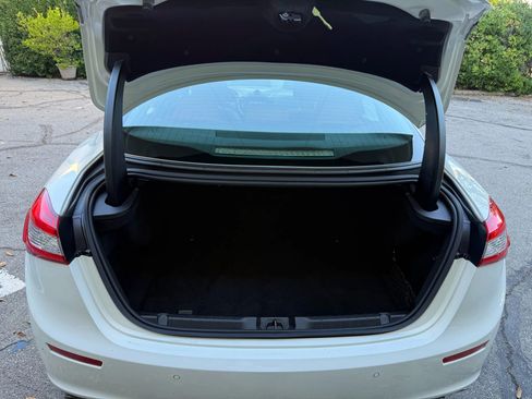 Used 2017 Maserati Ghibli image 21